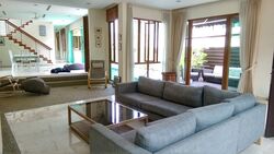 Holland Road (D10), Detached #542957121